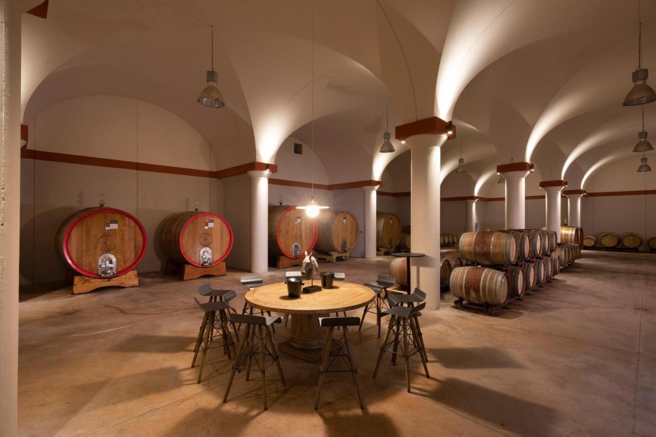Вилла Borgo Argiano Кастельнуово-Берарденга Экстерьер фото